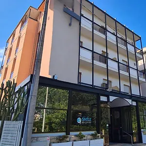 https://smile-beach-nuova-gestione.riccione-hotels.org